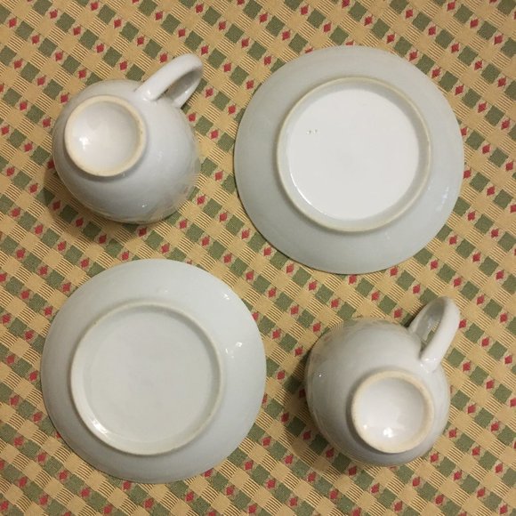 Contemporary White Tea Pot with Cups and Saucers - Picture 7 of 10